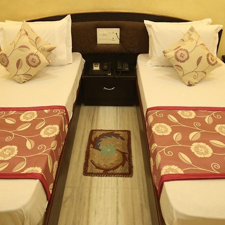 Hotel New Golden Palace Phalodi  エクステリア 写真
