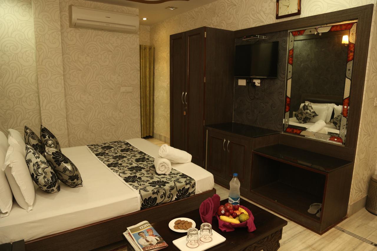 Hotel New Golden Palace Phalodi  エクステリア 写真