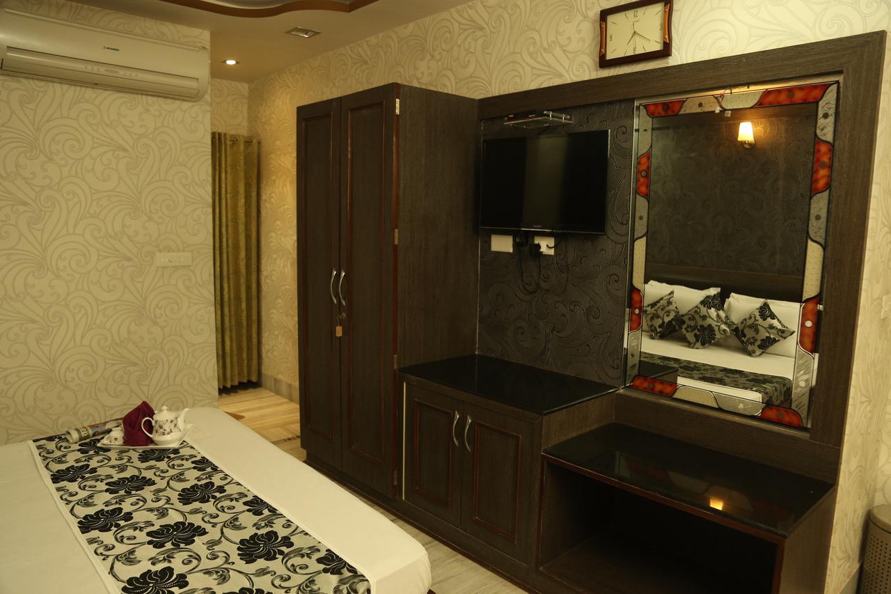 Hotel New Golden Palace Phalodi  エクステリア 写真