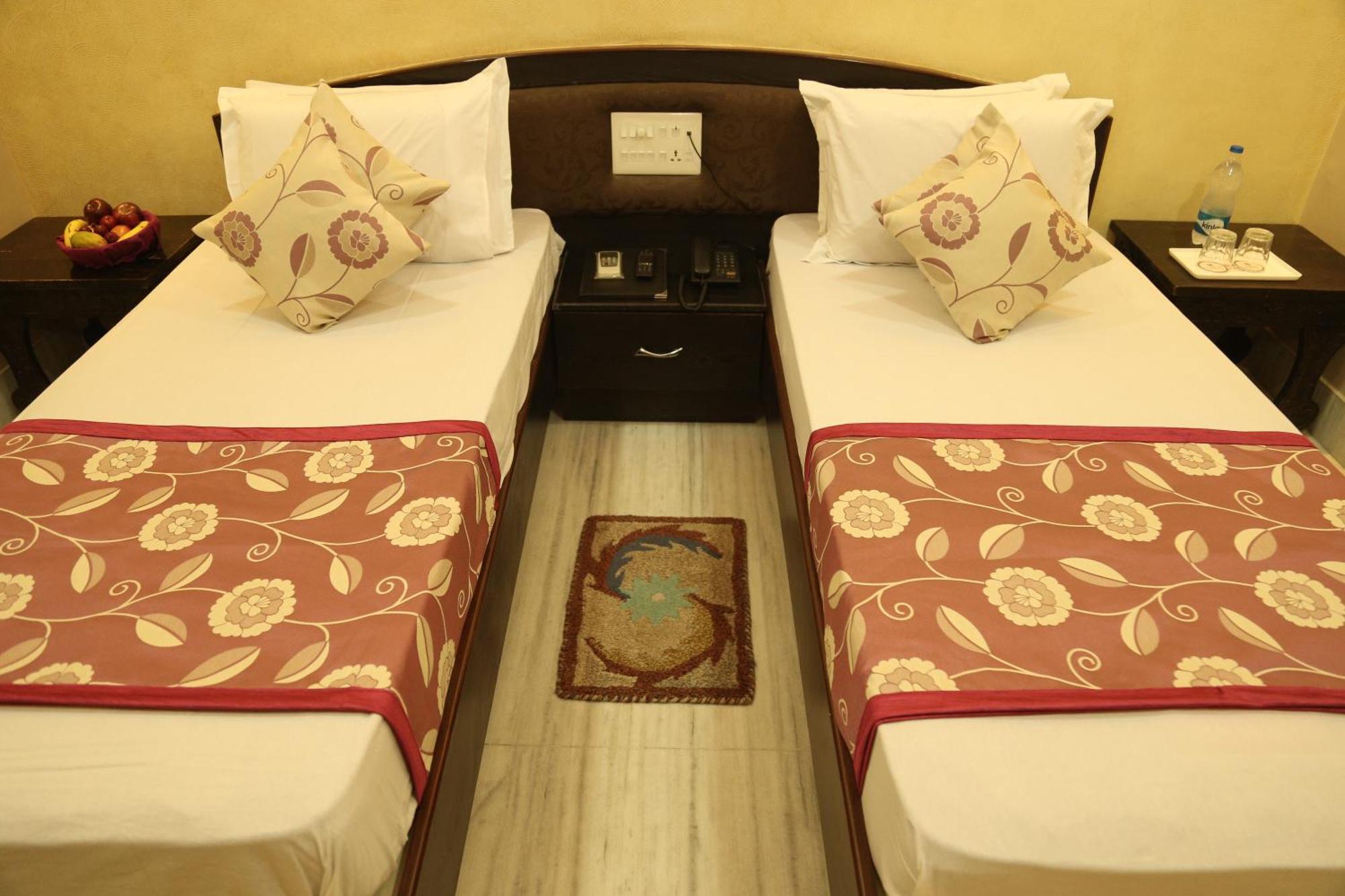 Hotel New Golden Palace Phalodi  エクステリア 写真