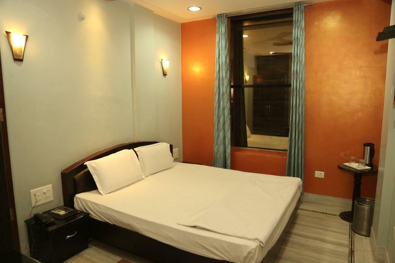 Hotel New Golden Palace Phalodi  エクステリア 写真